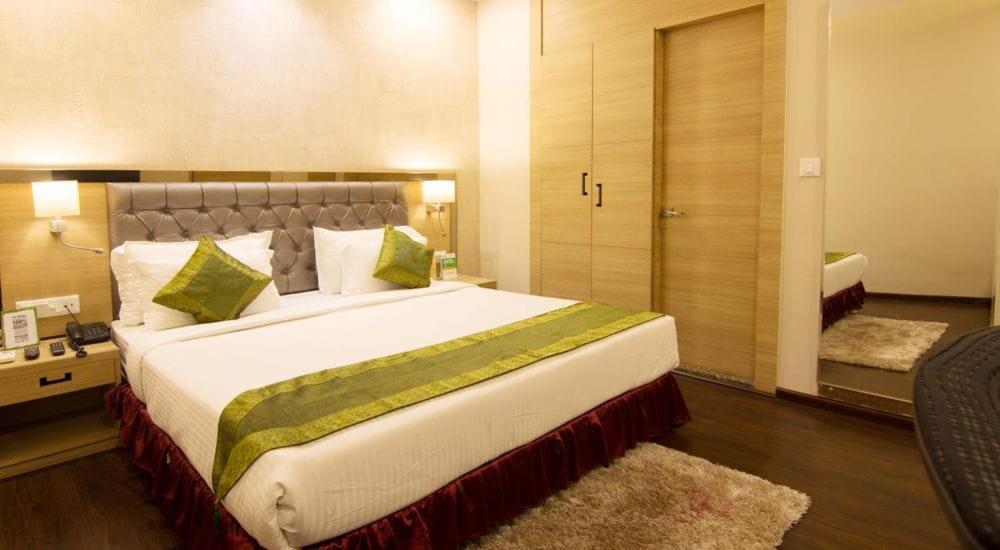 Kc Manor Hotel Jamshedpur Buitenkant foto